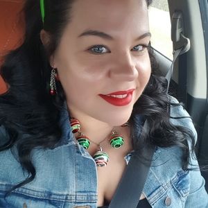 Meet your Posher, Jenny